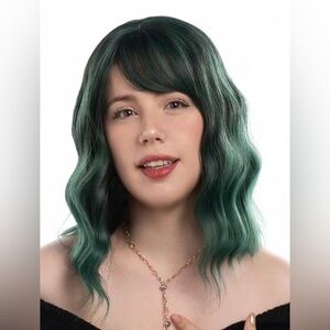 Emerald Green Wavy Hair Synthetic Wig